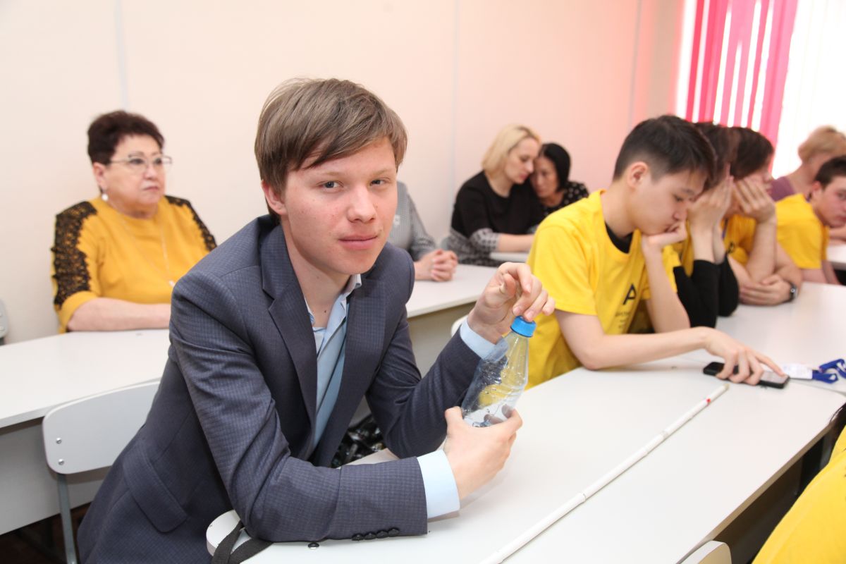 В Хакасии состоялся круглый стол на тему профориентации студентов с ограниченными возможностями здоровья